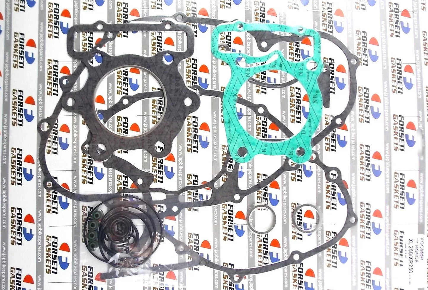 Complete Engine Gasket Set & Oil Seals for Honda XR250 (1980-1983)