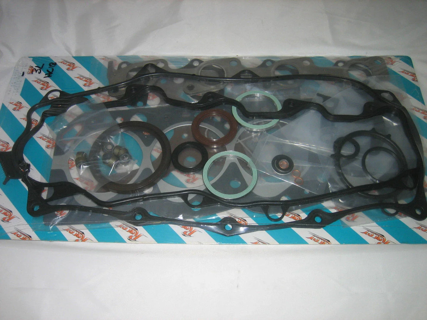 Engine Overhaul Gasket Set for Hilux Surf 2LT 2LTE Turbo Diesel (Late)