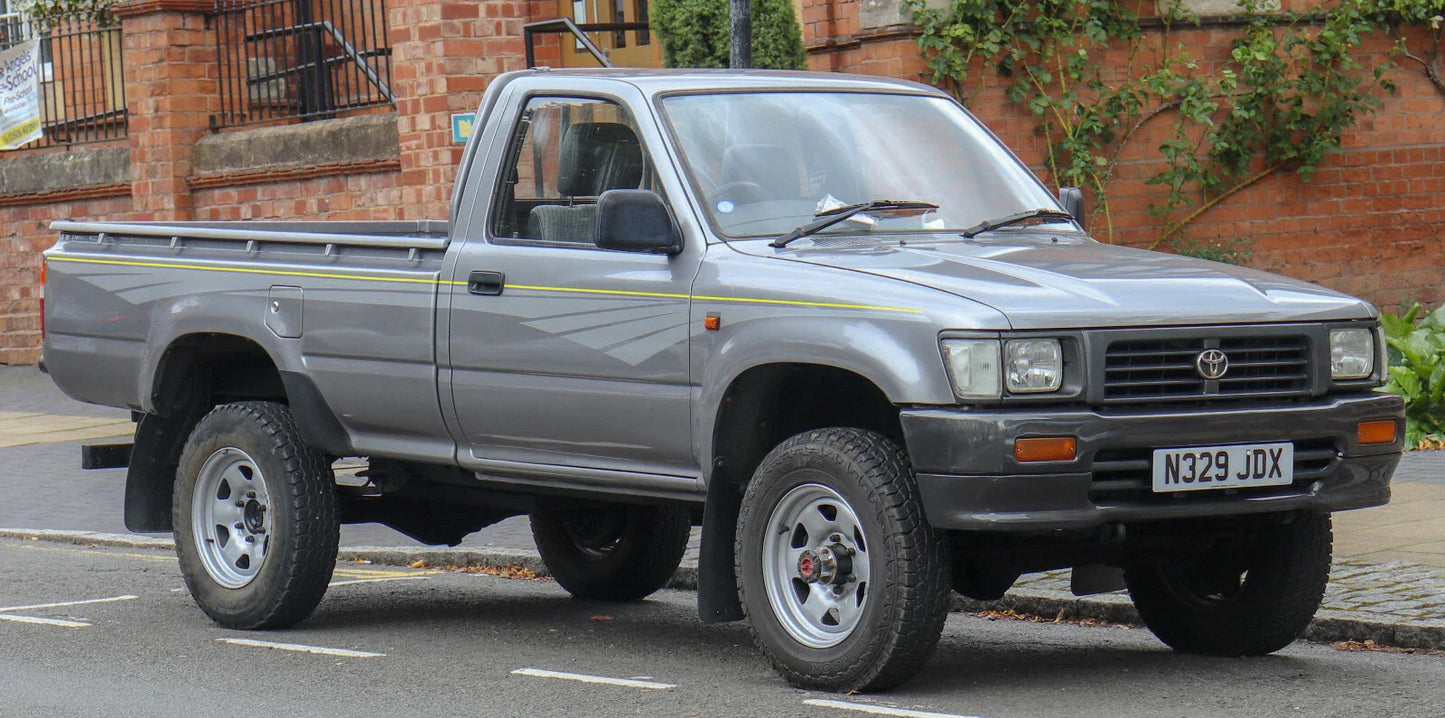 Front Windscreen Weatherstrip Seal for 88-97 Toyota Hilux YN80 RN85 LN85 RN90 LN100
