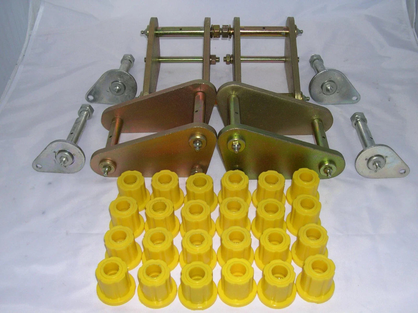 Extended Shackles + Pin & Bush Kit for Land Cruiser 73 Series