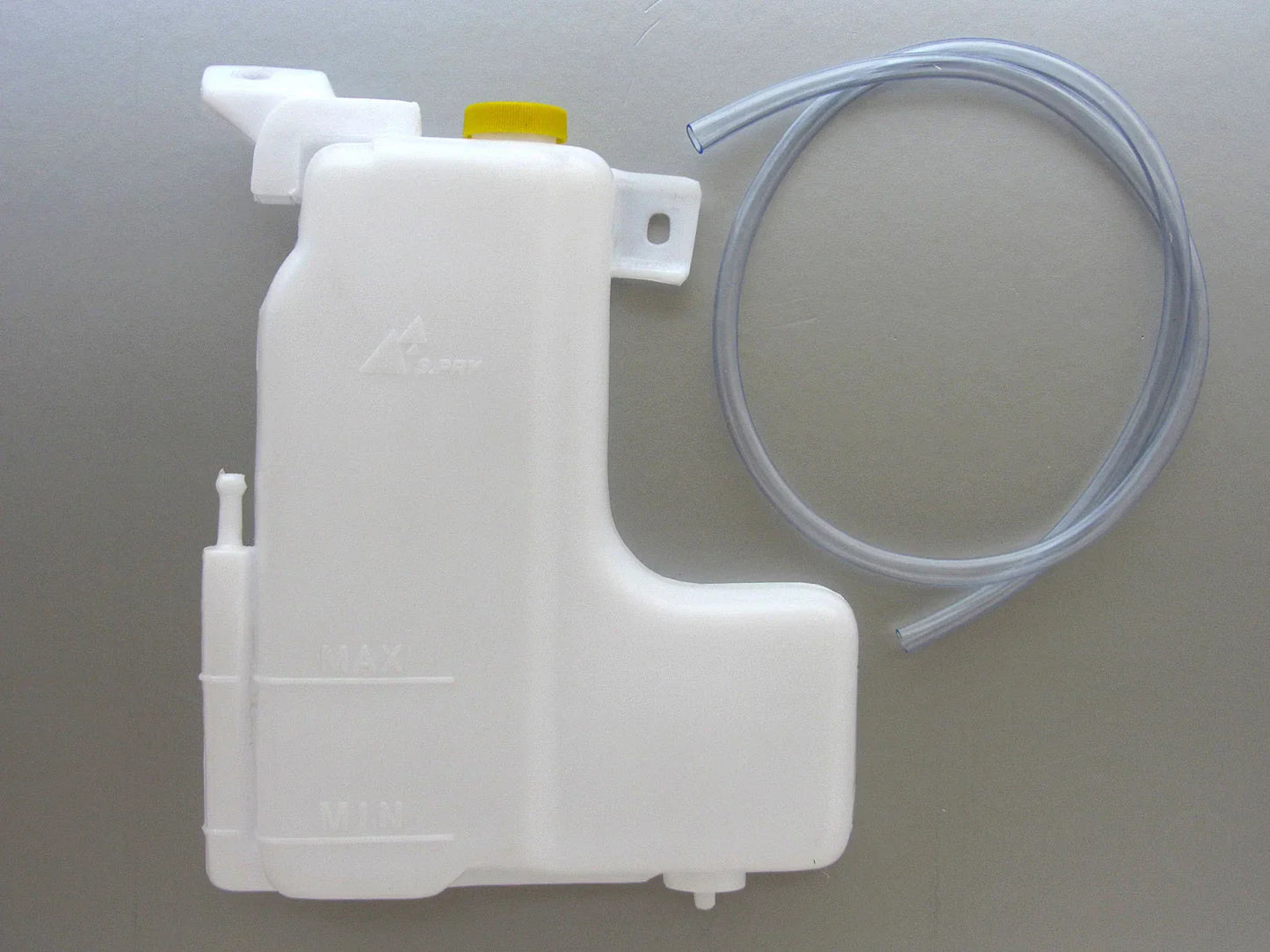 Radiator Overflow Bottle Tank for Nissan Navara D22 (1997-2005)