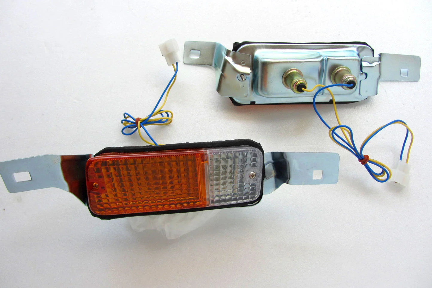 Parking Turning Signal Light Lamp for Toyota Corolla KE30 KE35 TE37 (1970-1982)