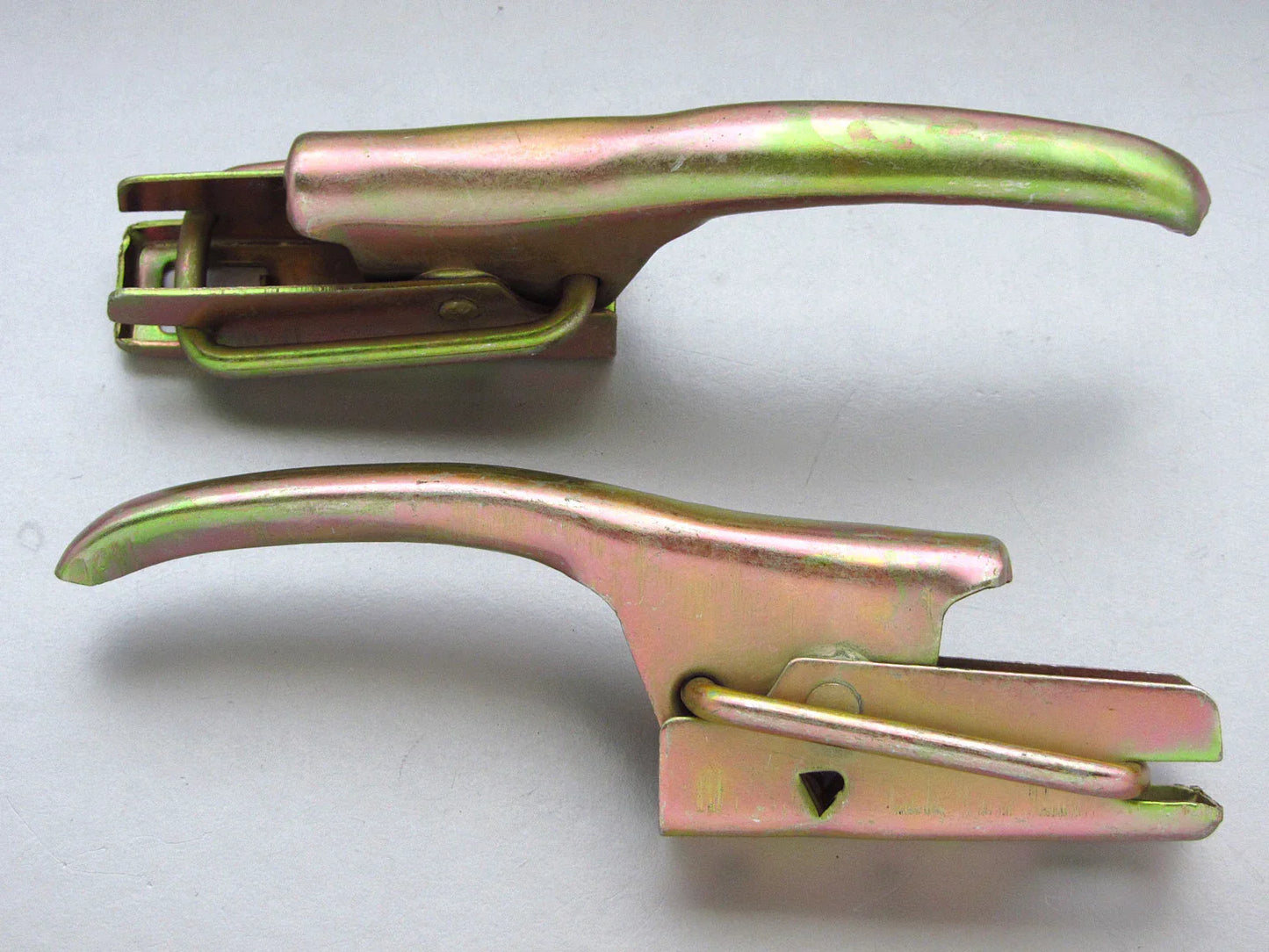 Tailgate Side Handle Locker for Isuzu Holden Rodeo TF TFR KB KBZ Brava (80-88)