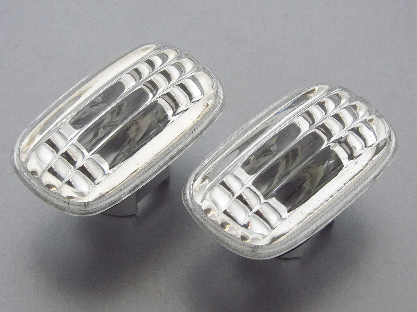 Crystal Guard Side Fender Turn Signal Light for Isuzu D-Max Holden Rodeo (03-05)