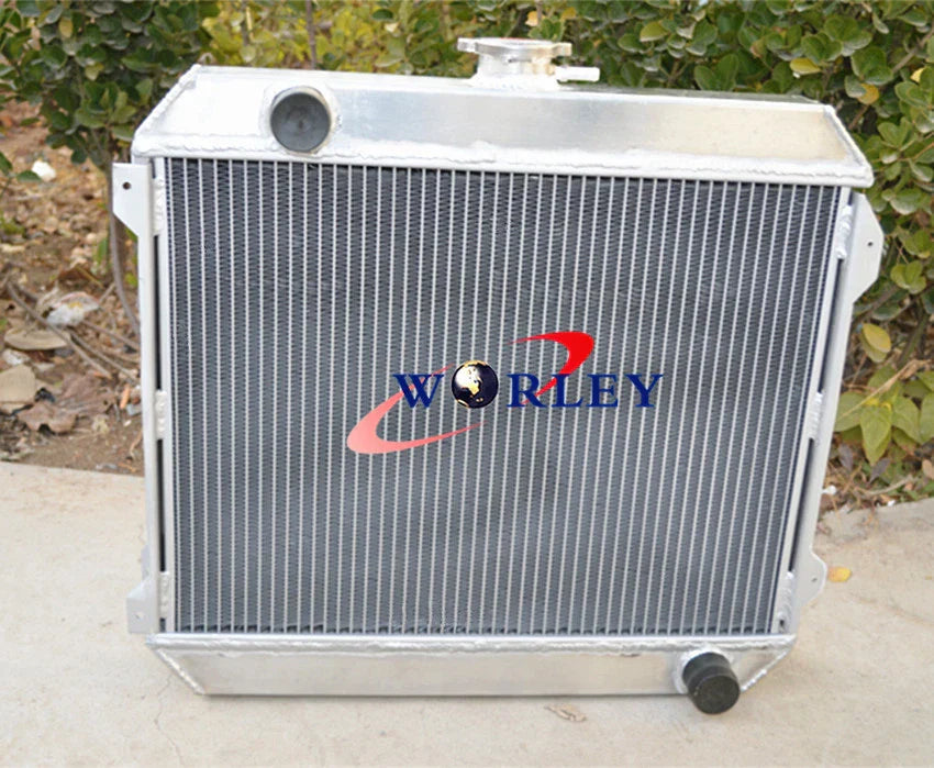 3 x 56mm Aluminum Radiator + Fan for Nissan Datsun Stanza 510 610 710 720