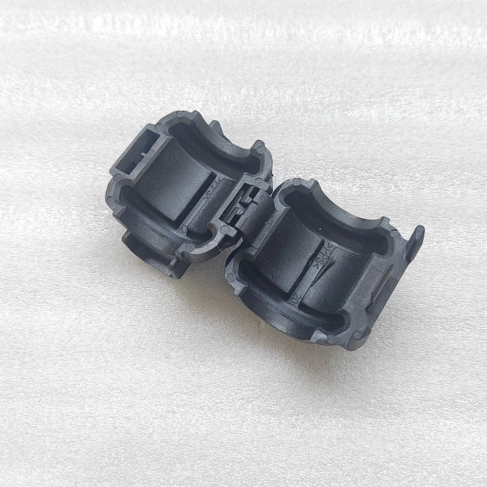 Cooler Refrigerant Pipe Clamp for Toyota (88718-2D140)