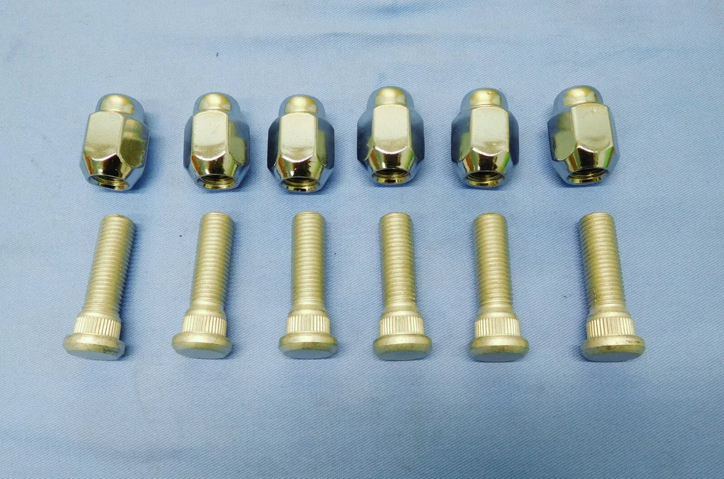 Front Wheel Stud & Chrome Nut Kit for Land Cruiser HJ45 HJ47 (1975-1984)