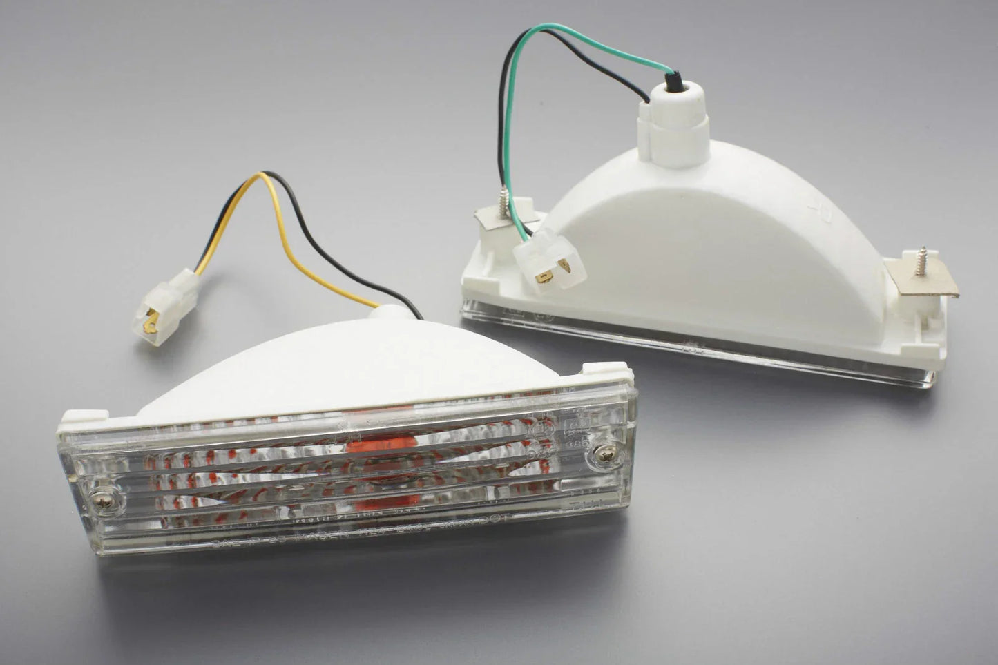 Front Bar Indicator Signal Light for 86-96 Mitsubishi Triton L200 (1986-1996)