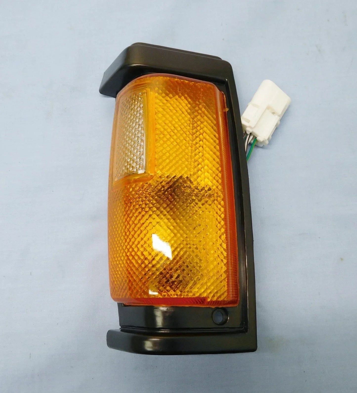 LH Front Corner Lamp for Nissan Navara D21 (1986-1989)