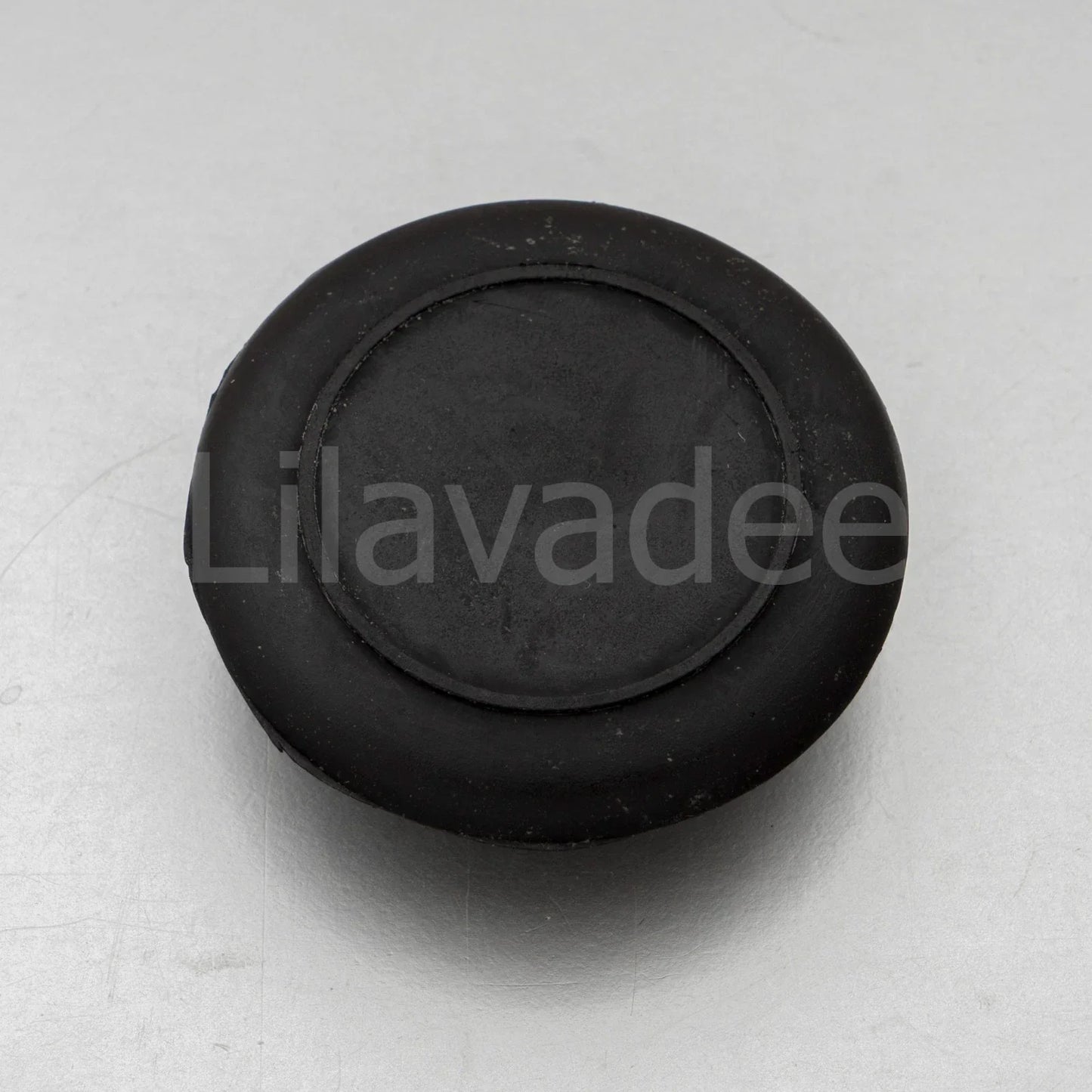 Engine Oil Fill Cap for Nissan Sunny B11, Sentra, Toyota Hilux RN25 (1982-1988)