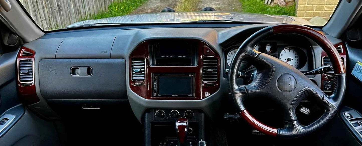 Non-Slip Dash Mat for Mitsubishi Pajero NM NP (2000-2006) Black Cover