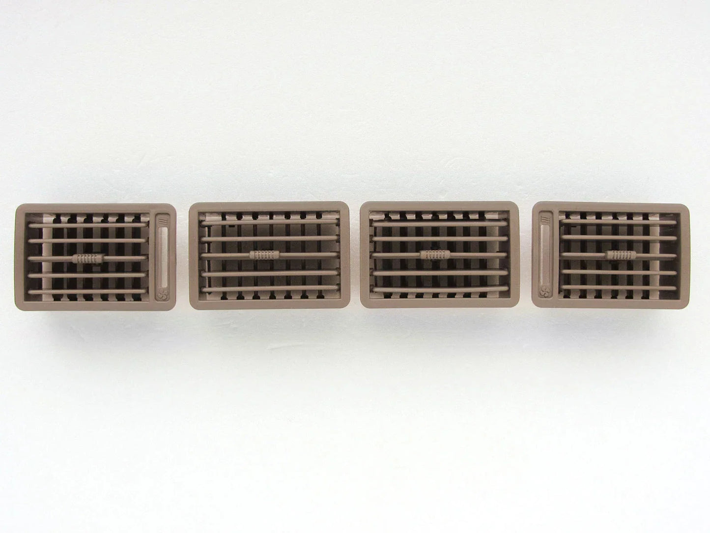 Air Vent Set for Isuzu TF TFR Holden Rodeo Pickup - Brown (1988-1996)