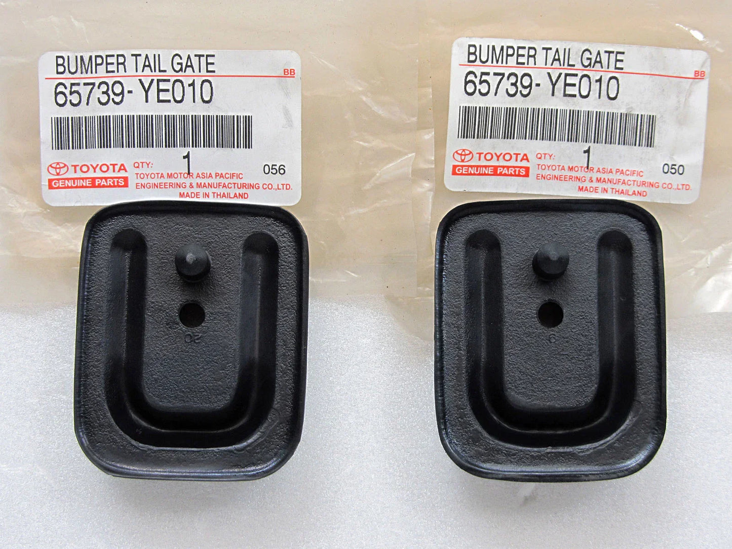 Genuine Toyota Hilux Tray Tailgate Bumper for LN85, LN106, LN167 (1988-2005)