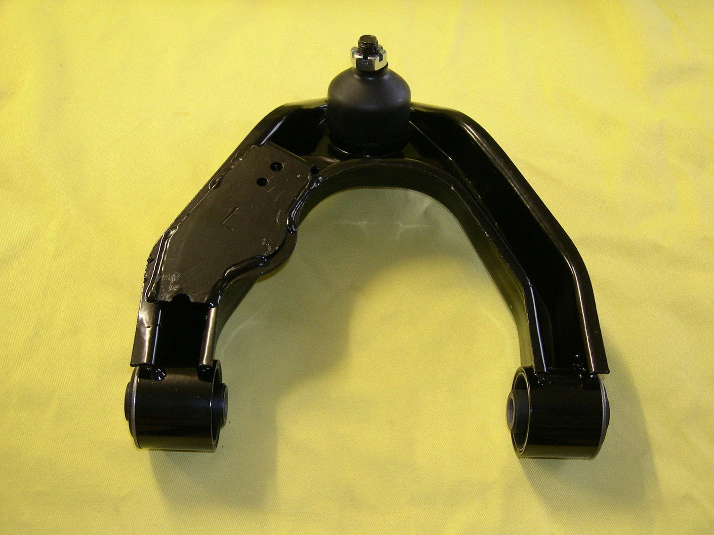 Front Left Upper Control Arm for Nissan Navara D22 4WD (1997-2004)