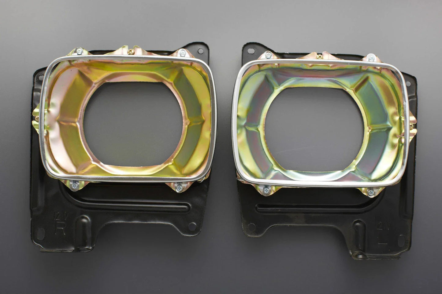 Headlight Buckets for Nissan Navara D21 Hardbody (1997-2001) - 2 x New