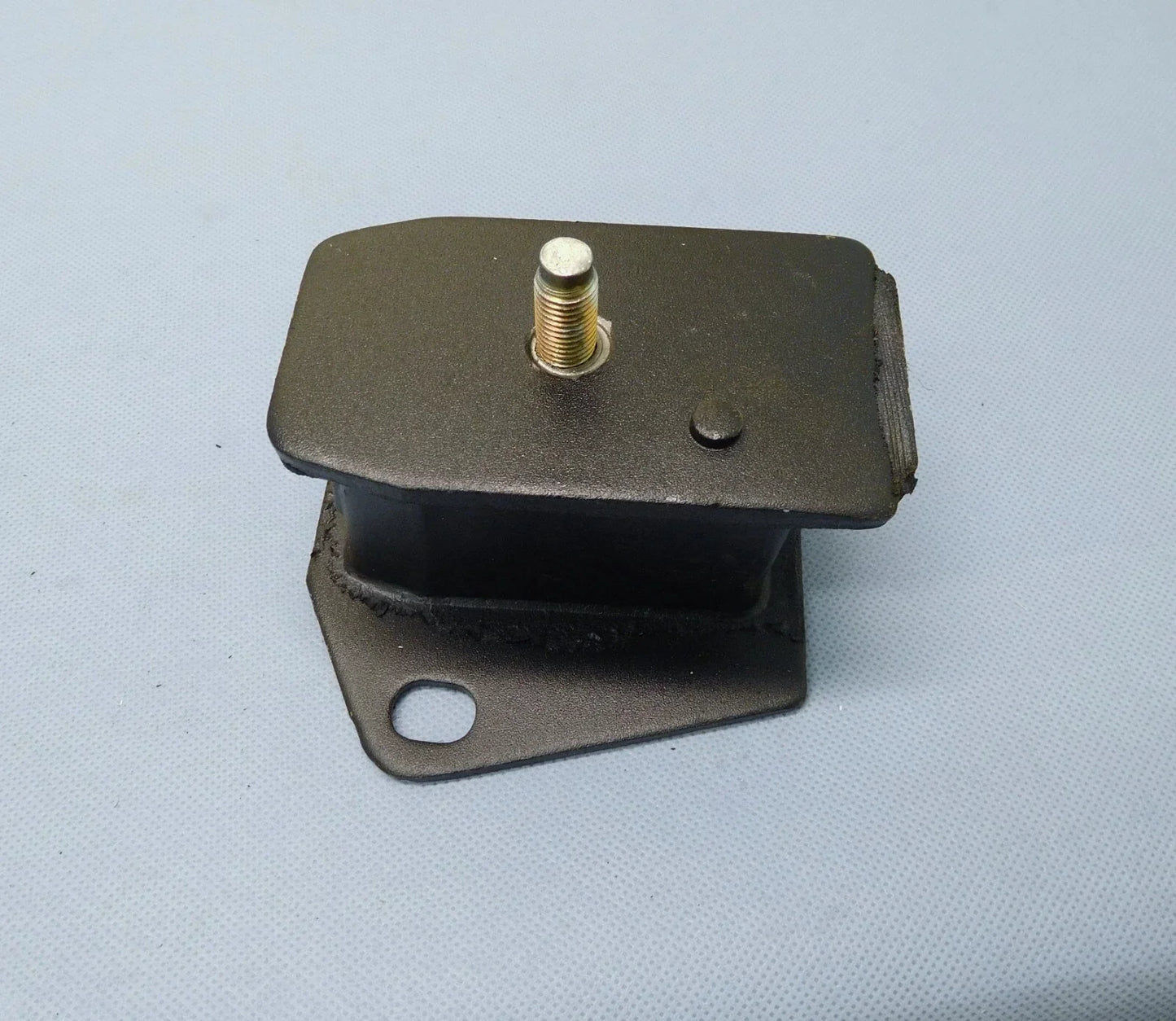 Front Engine Mount for Mitsubishi Triton 2.6 Petrol (1986-1996)