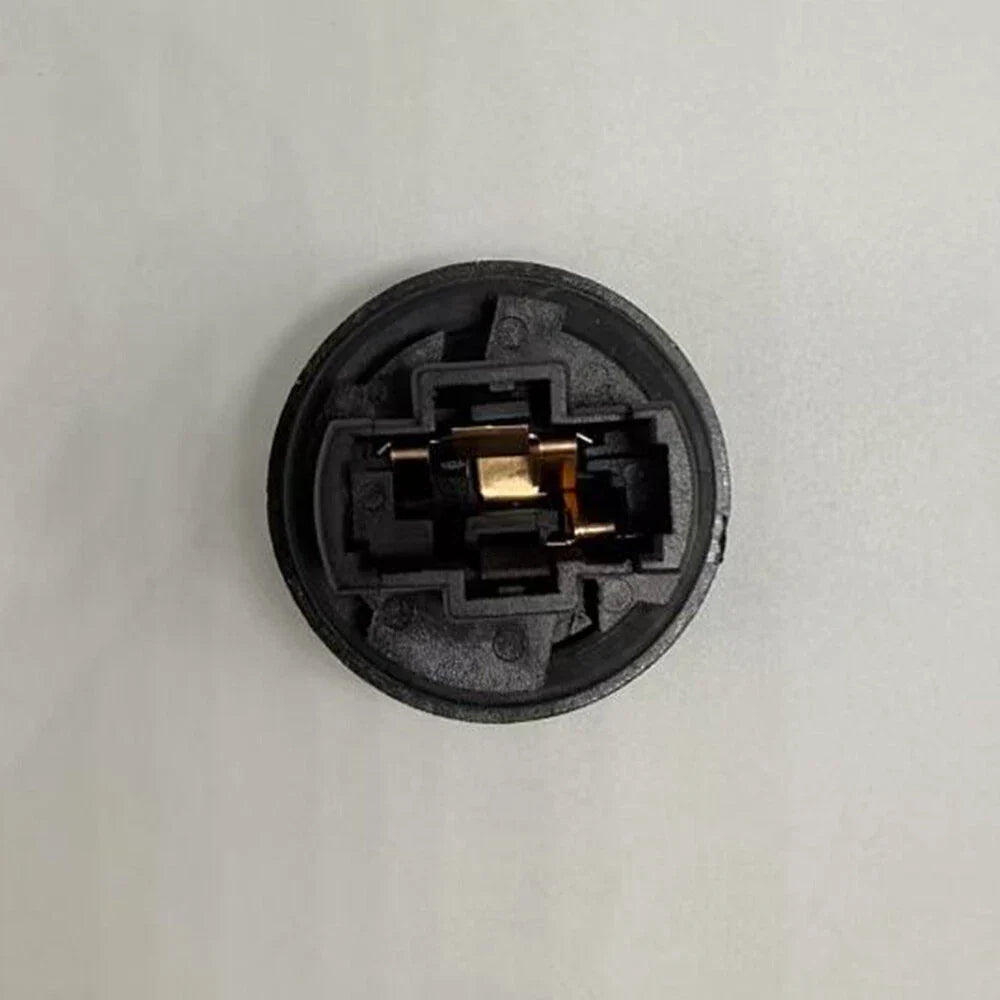 Bulb Socket for Nissan Frontier, Maxima, Quest (2002-2009)