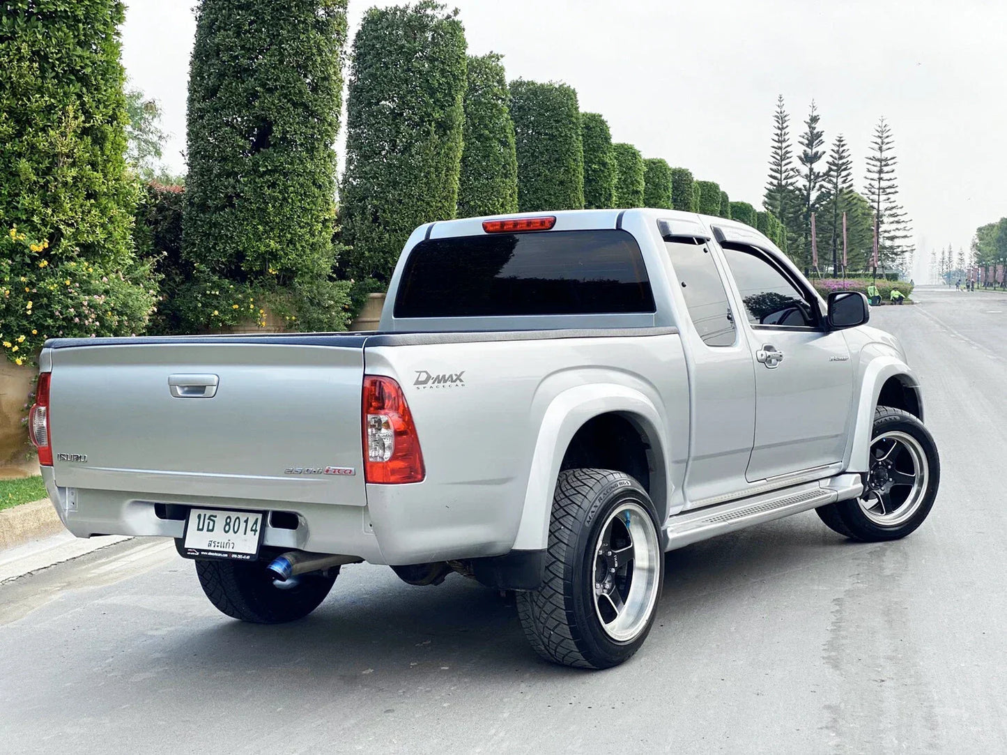 Pair of RED/CLEAR Tail Light Lamps for Holden Rodeo Colorado D-Max (2007-2011)