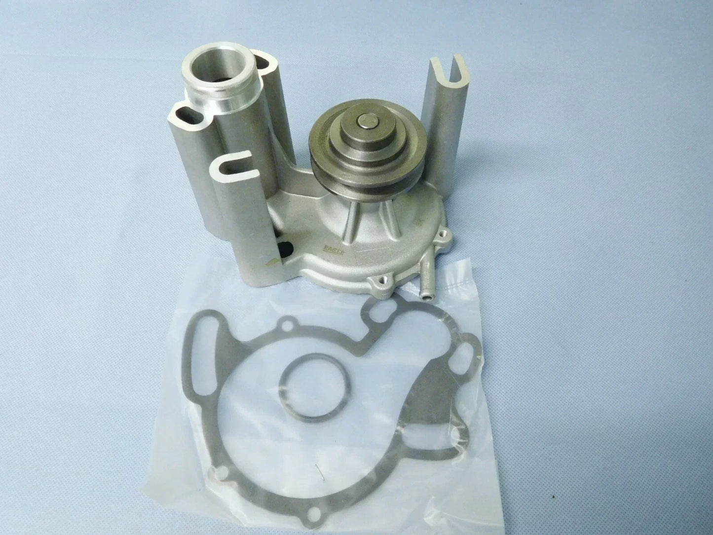 Water Pump for 2WD Triton 4G54 2.6L Petrol Engine (1992-1996)