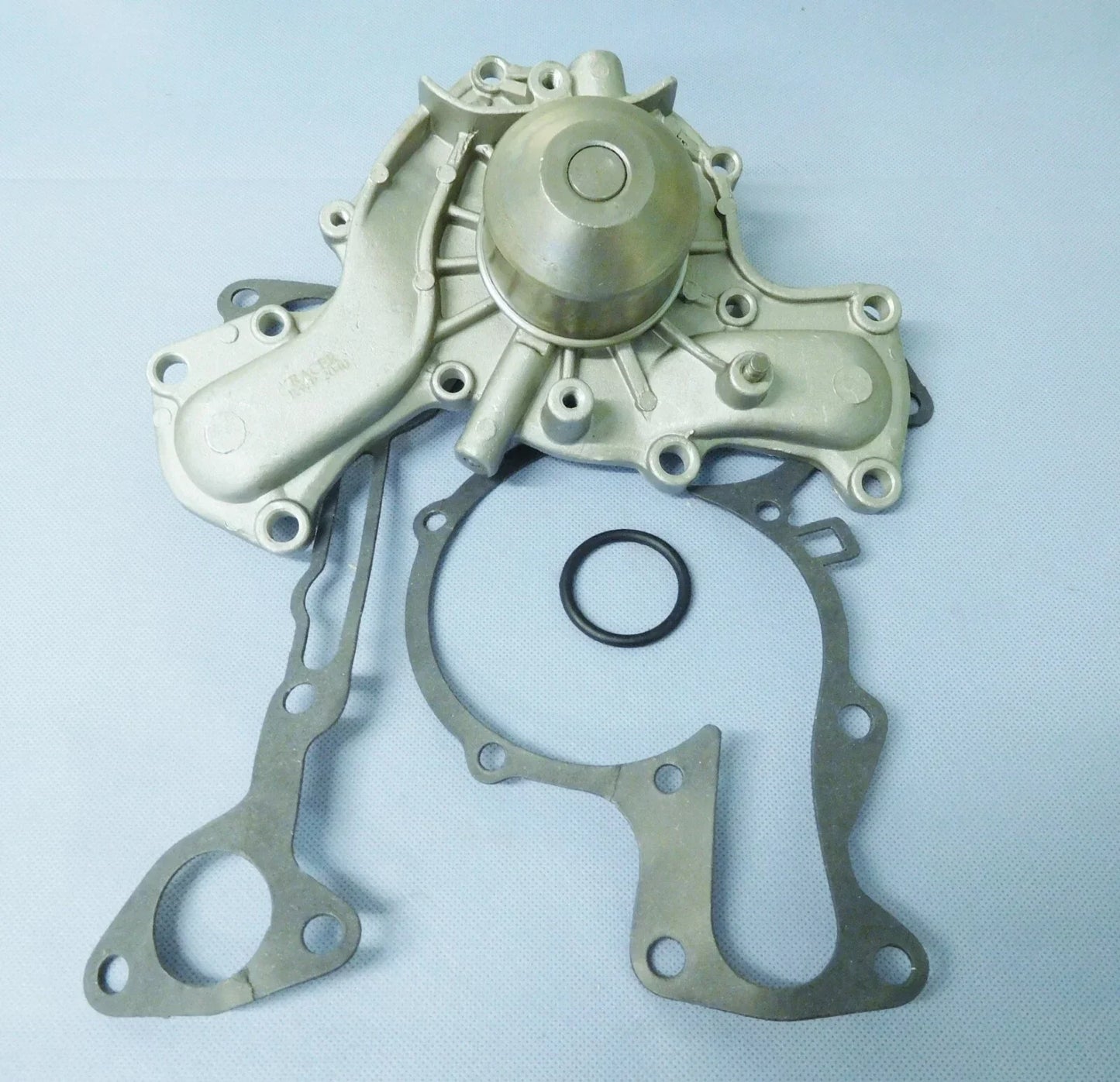Water Pump for Mitsubishi Pajero 6G72 3L SOHC V6 Engine (1988-1997)