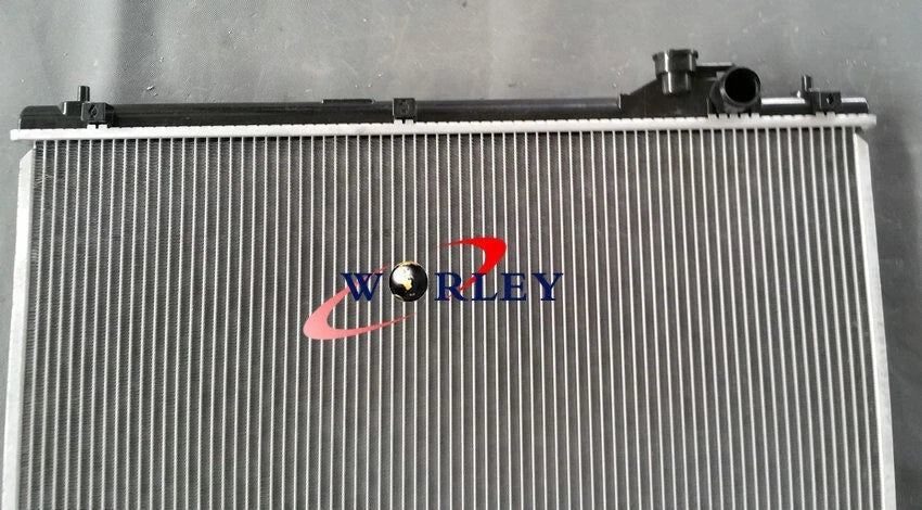 Radiator for Toyota Kluger 4WD MCU28 2003-2007 3.3L V6 AT/MT