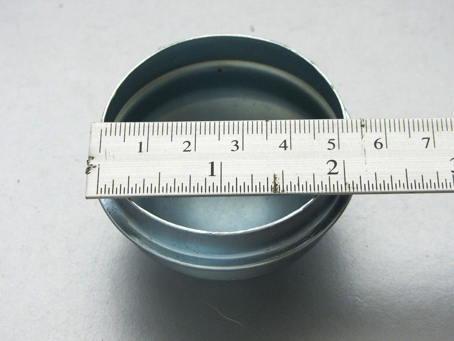 Wheel Dust Grease Caps for 85-98 Mazda Bravo B-Series B2000 B2200 B2600 Courier (85-98)