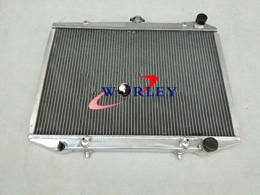 3 Row Radiator for Nissan Navara Pathfinder D21 (1986-1997)
