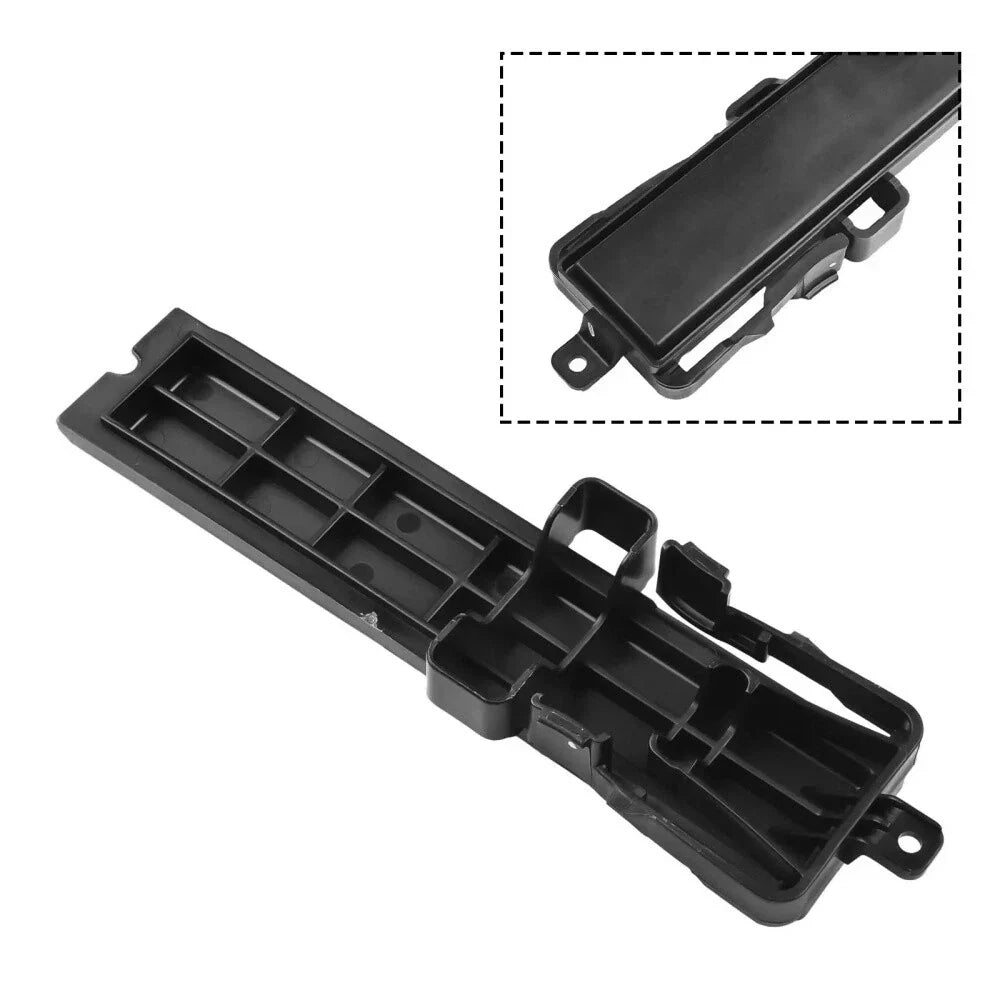 Air Conditioning Filter Cover Black for Ford Focus, Escape (2012-2021)