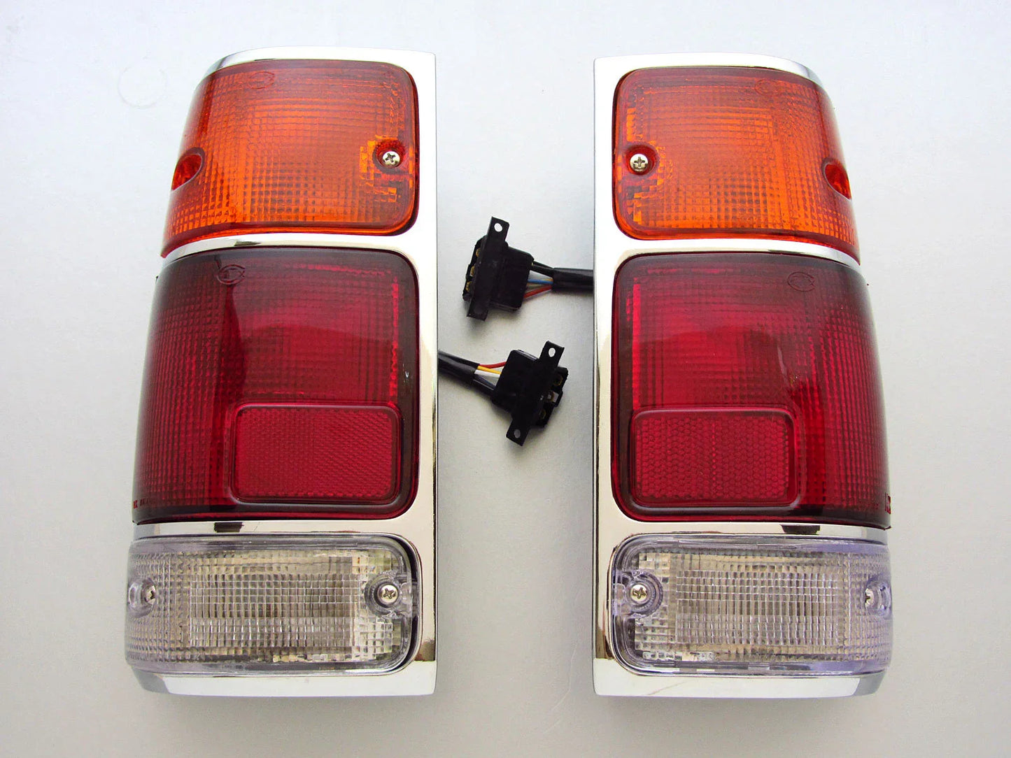 Chrome Taillights for Holden Rodeo TF TFR Isuzu Ute & Vauxhall Brava (1997-2003)