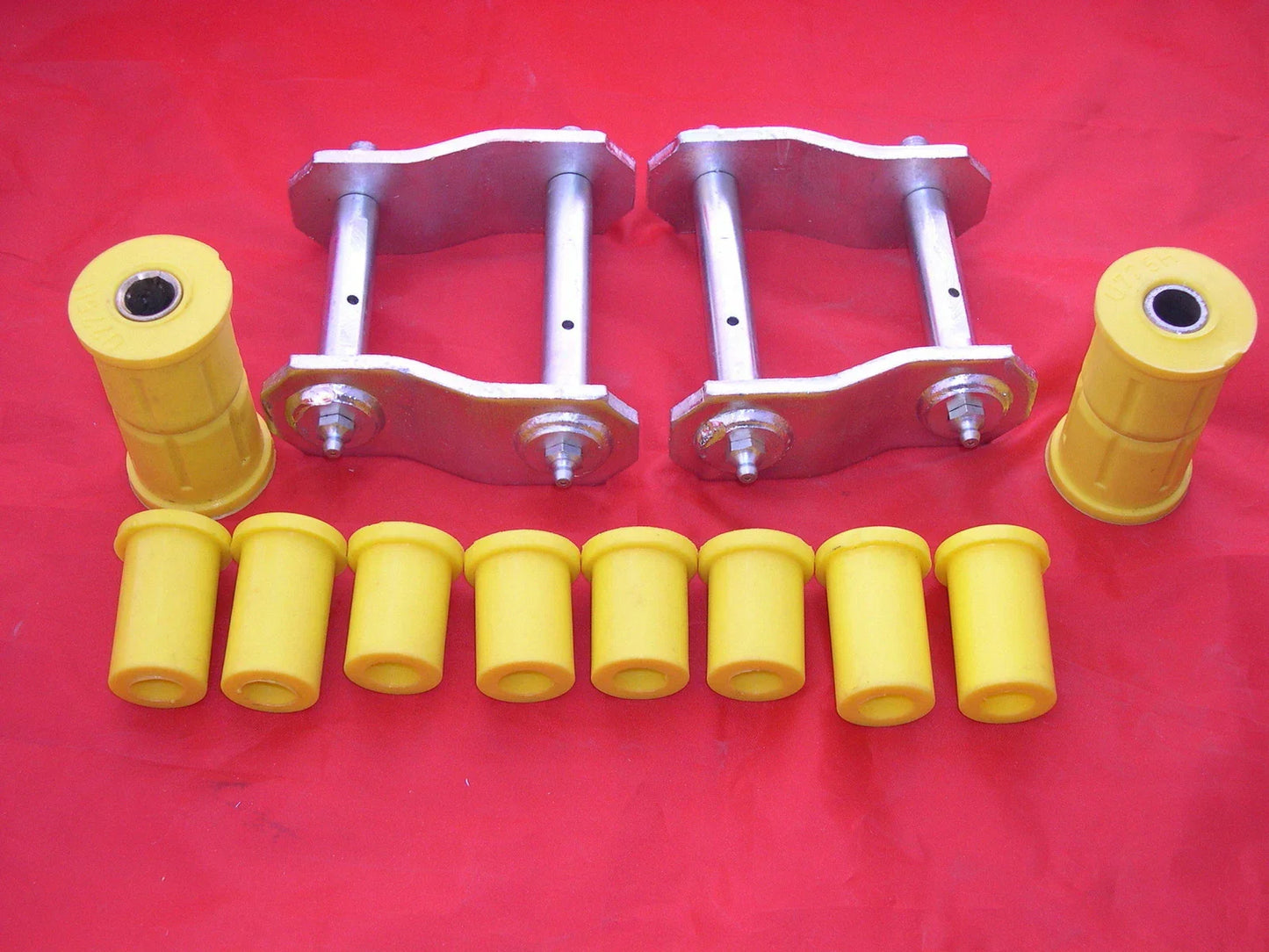 Rear Suspension Spring Greasable Shackle & Bush Set for Triton 4WD (1997-2005)
