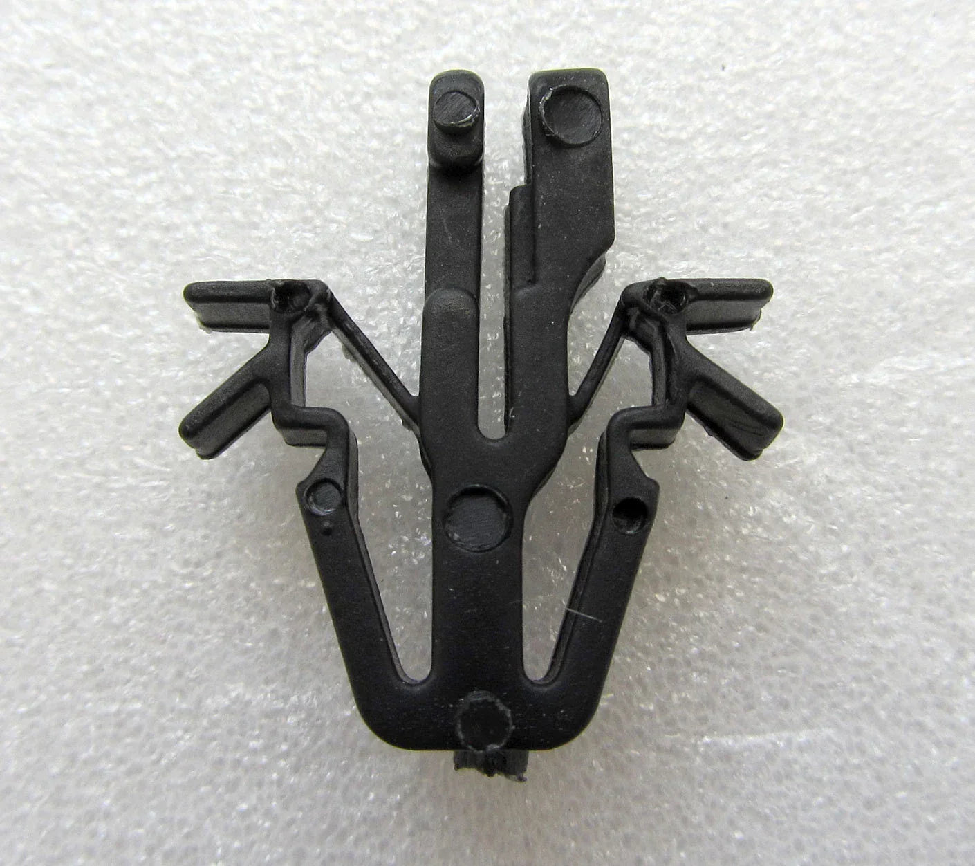 Grill Lock Clip 10 x for 1983-1988 Toyota Hilux Hero LN50
