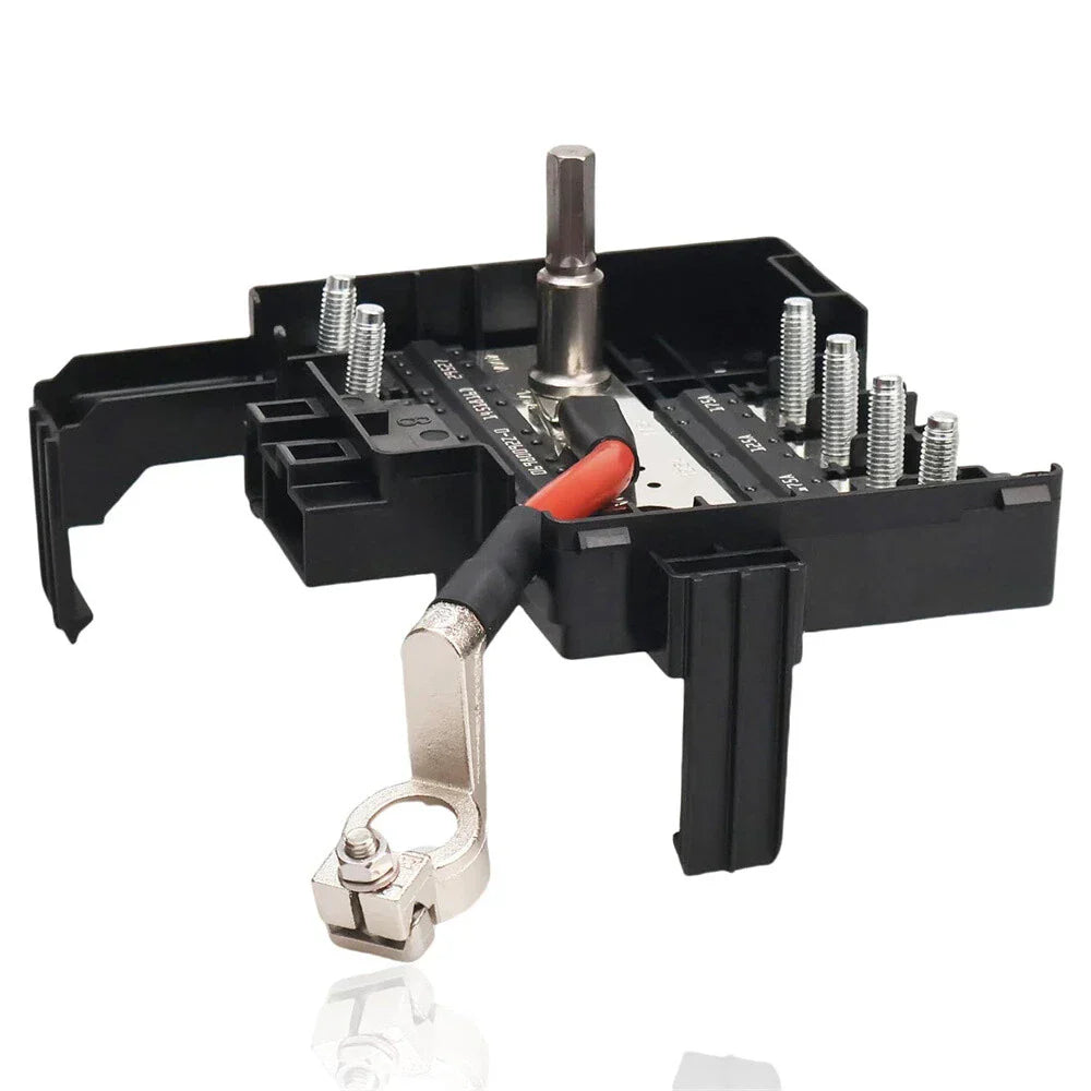 Distribution Box Fuse Block for Sierra Silverado 1500 2500 3500 HD (2007-2014)