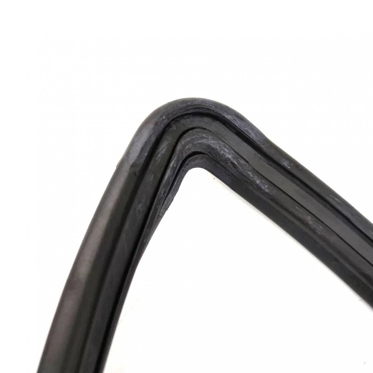 Weatherstrip Rubber F+R w Moulding Hole Fits Nissan Sentra Sunny B11 1981-85 D07