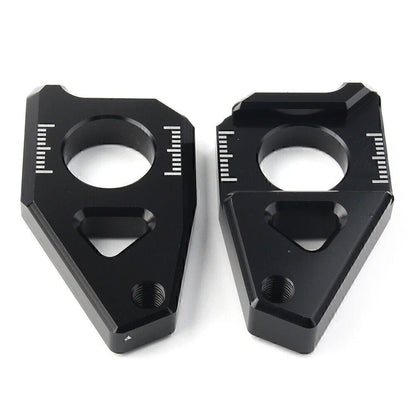 Black Axle Spindle Chain Adjuster Blocks for Yamaha YZF R1 FZ8 FZ1 TMAX 530