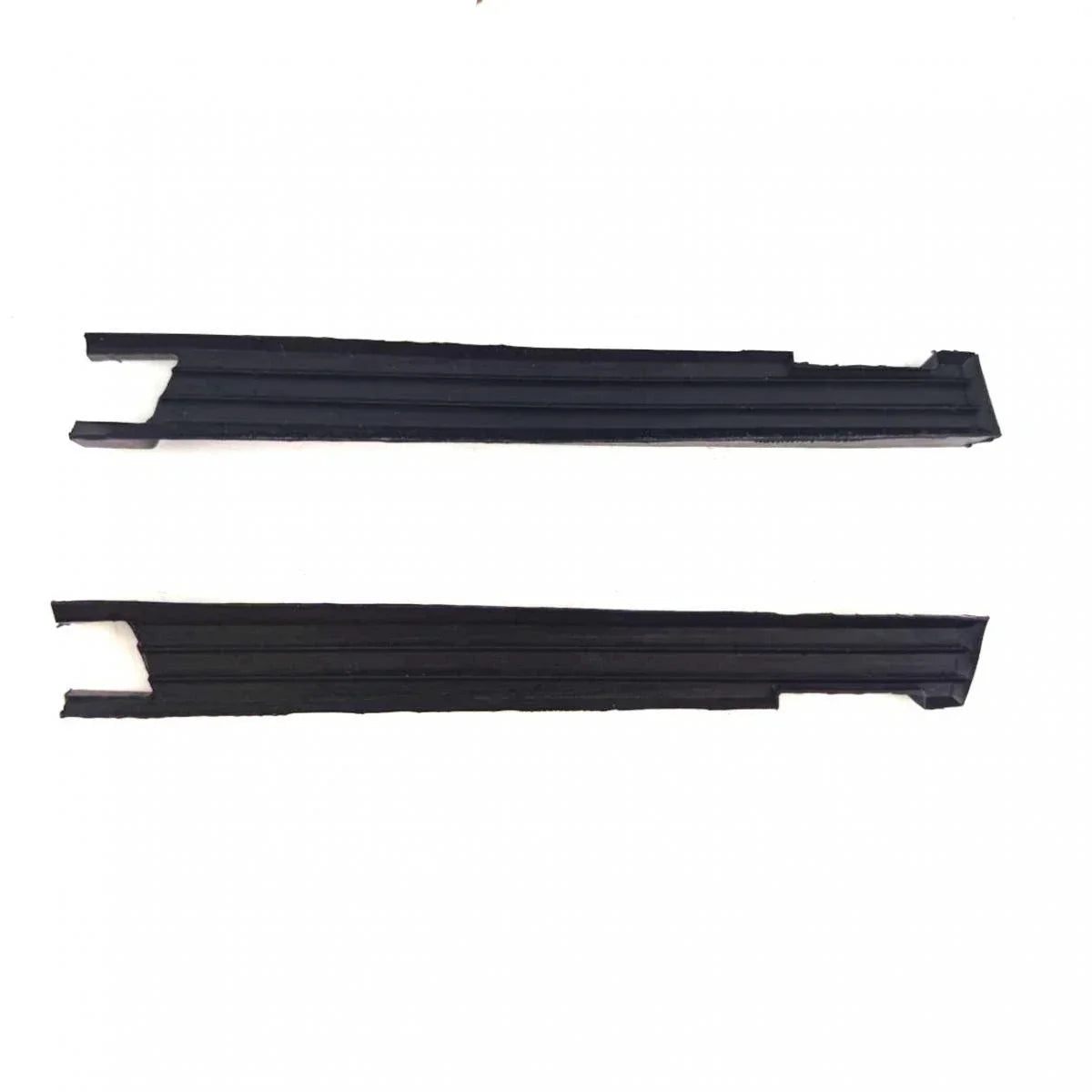 Under Vent Frame Seal LH+RH Fits Datsun Fairlady 2000 Roadster SR311 1968-70 D06