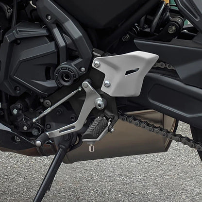 Footrests Footpegs Bracket for Kawasaki Ninja 650 Z650 (2017-2025)
