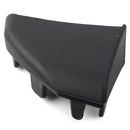 Black Plastic Left Rear Wheelarch End Cap for Land Rover Discovery (2005-2016)