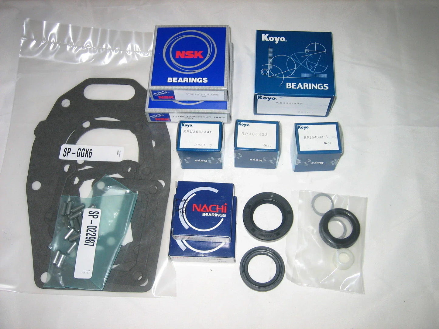 Gearbox Bearing Rebuild Kit for Hilux 4WD (1988-1997)