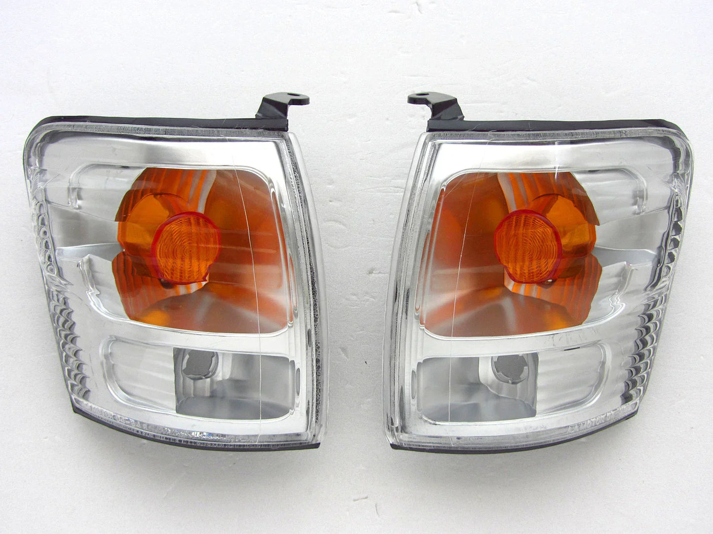 Indicator Corner Light Turn Signal Pair for Toyota Hilux LN166 (2001-2005)