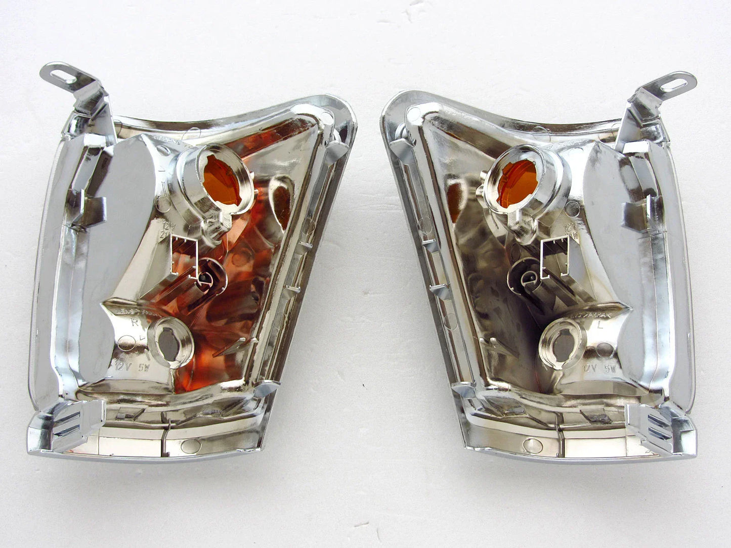 Chrome Indicator Corner Lights for 1997-2001 Toyota Hilux LN145 (2 x)