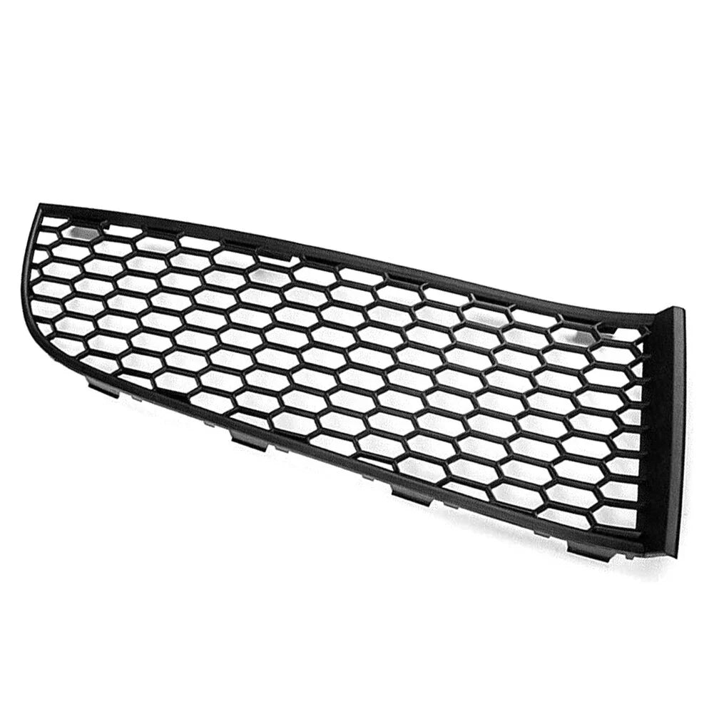 Front Bumper Fog Light Grille for BMW 7 Series F01 F02 F04 (2009-2015)