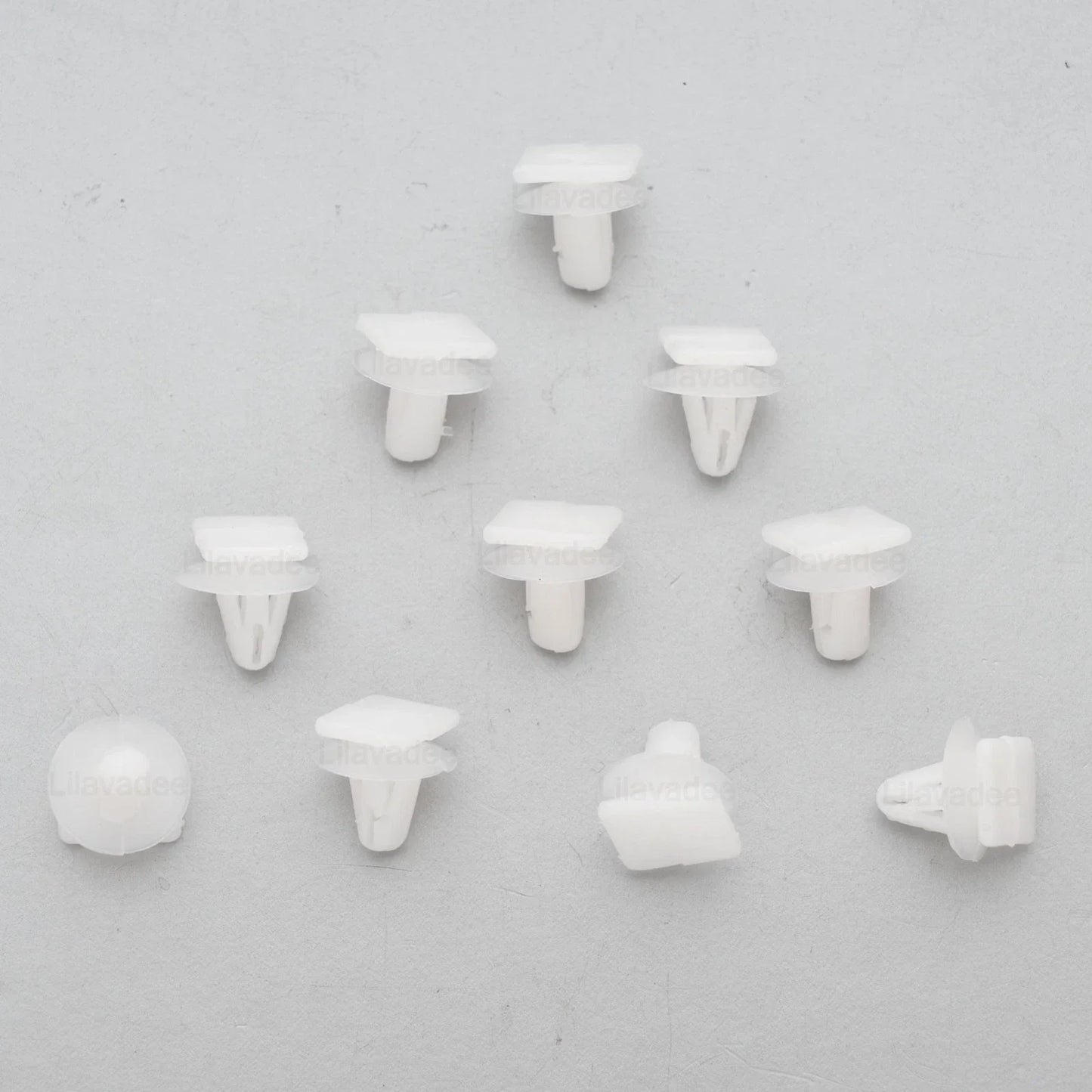 Mitsubishi L200 Triton Air Vent Retainer Rivet Clip Fastener (2006-2023)