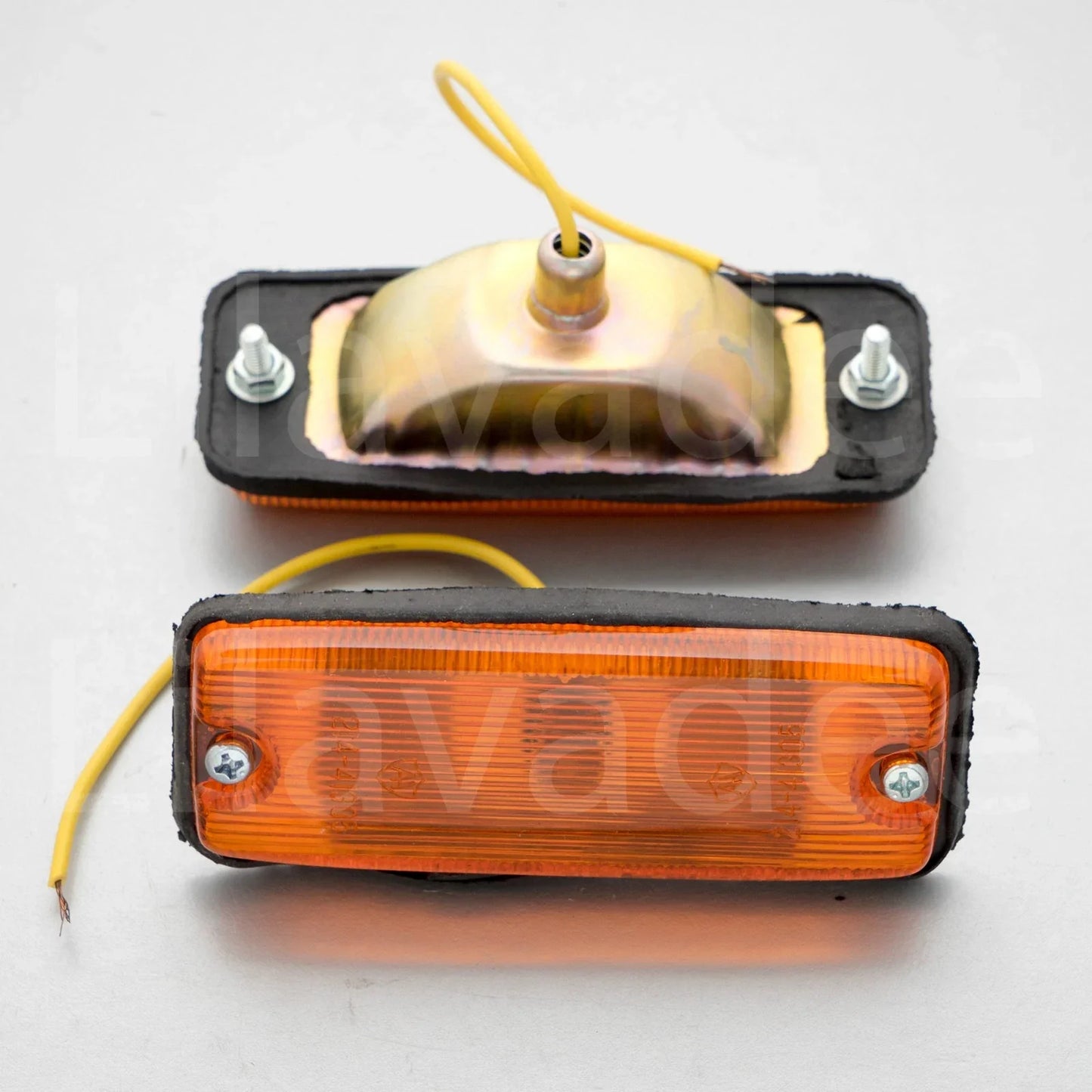 Mazda Bravo B-Series B1600 B2000 B2200 Ford Courier 2 x Side Turn Signal Lights