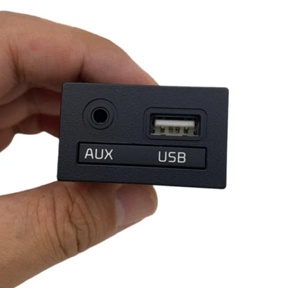 USB/AUX Audio Input Port Adapter for Kia Forte Cerato K3 (2016-2021)