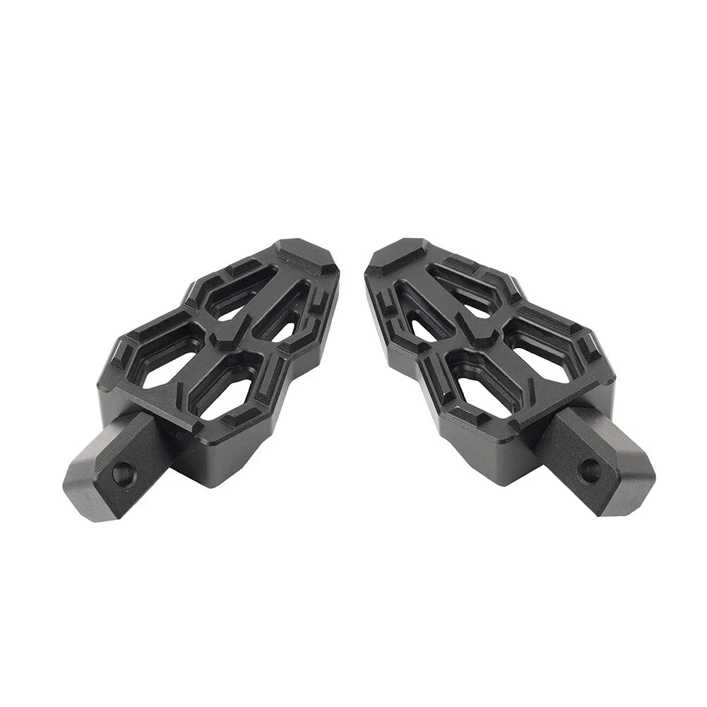 Rear Foot Pegs for QJMotor 350 400, Benelli TNT 600 300 302S (2015-2023)