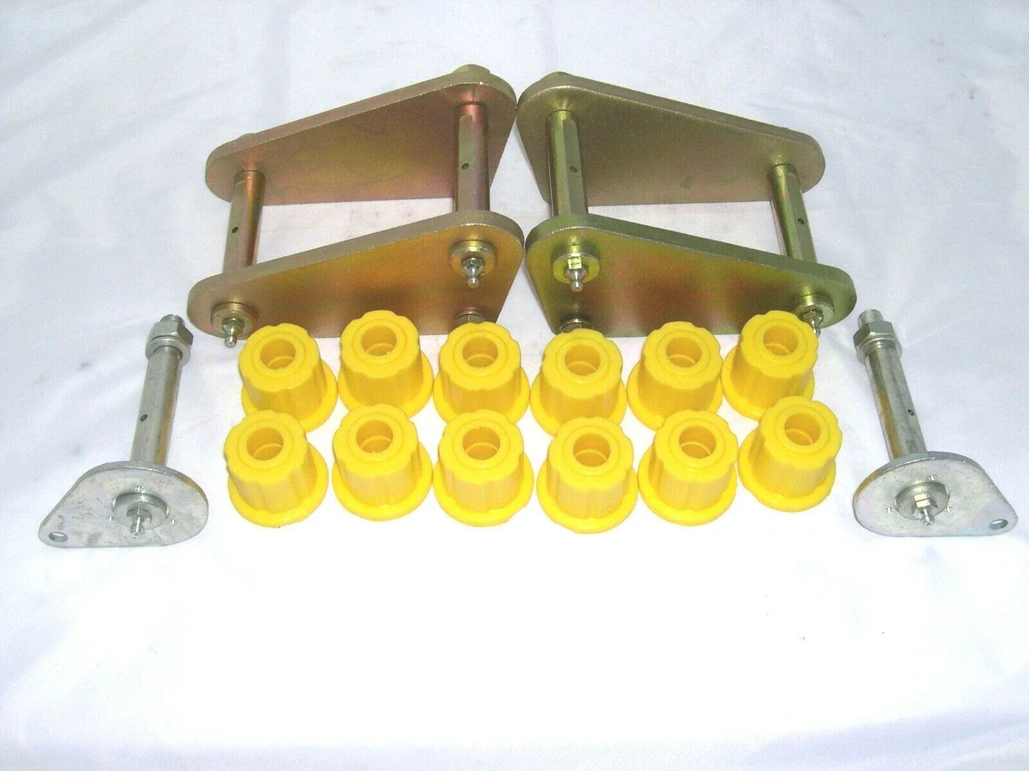 Extended Rear Shackles & Bush Kit for Land Cruiser HJ75, HZJ75 (1984-1998)