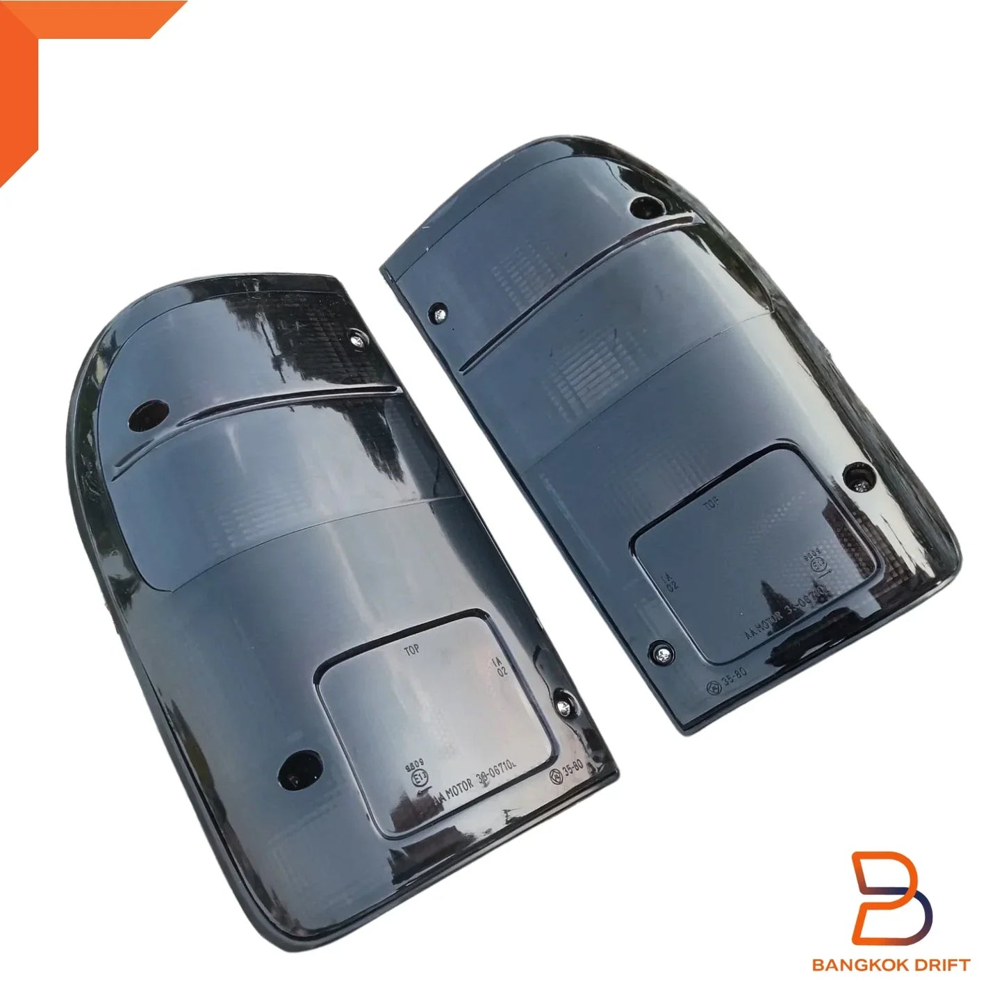 Smoke Lens Tail Lights Pair for Toyota Hilux 4WD 2WD (1997-2004)