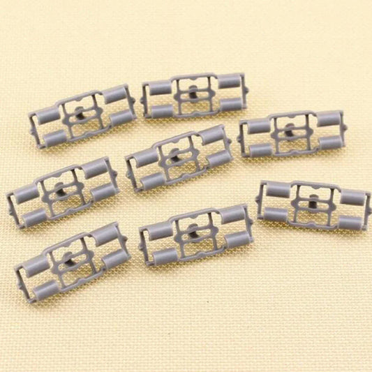 20 x Fastener Clips for BMW E53 X5 3.0i SAV (2001-2006)