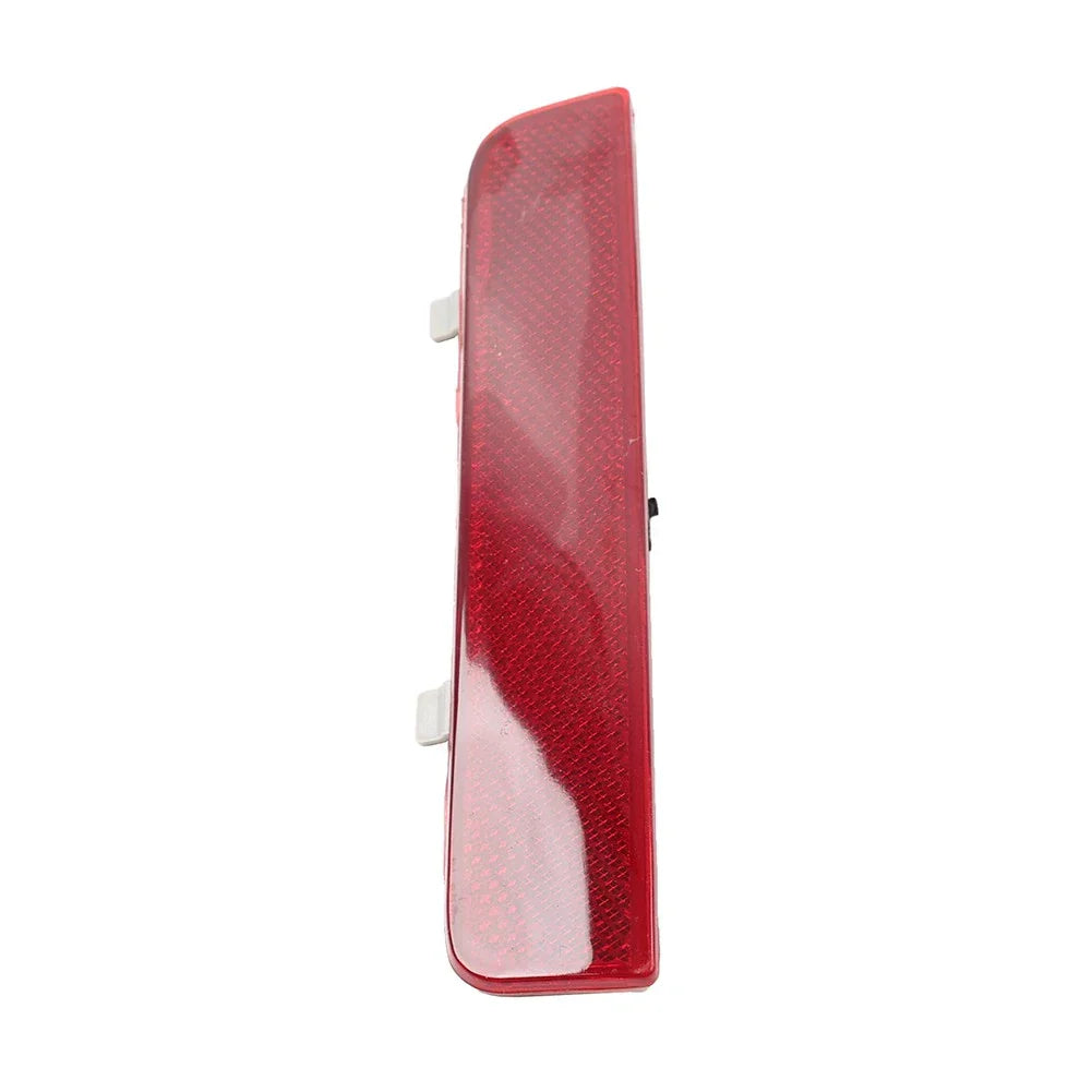 Rear Left Bumper Reflector for Land Rover Range Rover, Freelander 2 (2003-2012)
