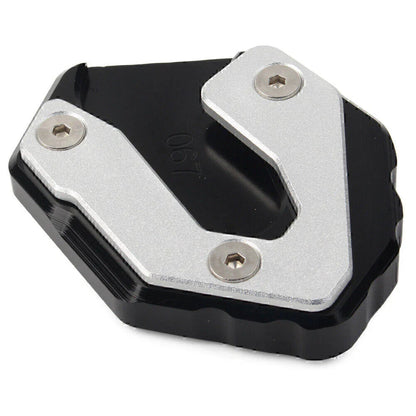 CNC Black Side Kickstand Extension Plate for Yamaha MT-09 Tracer, XSR 900